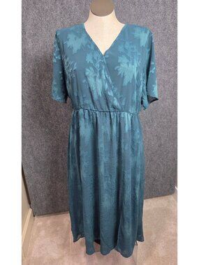 Bloomchic Teal Floral Embossed Short Sleeve Midi Dress Size 14-16